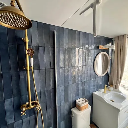 Confort Bourg De Sur Gold Lägenhet *